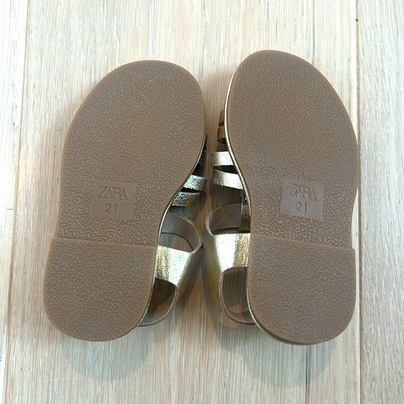 Zara gold leather fisherman sandals toddler Size US 5.5, EU 21. - Picture 3 of 4
